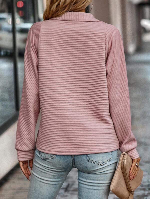 Viola Sweater - Elegant V-Neck for a Refined Look